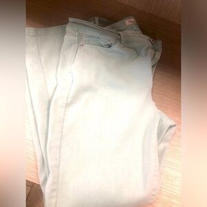 J Jill Light Sky Blue Denim Jeans